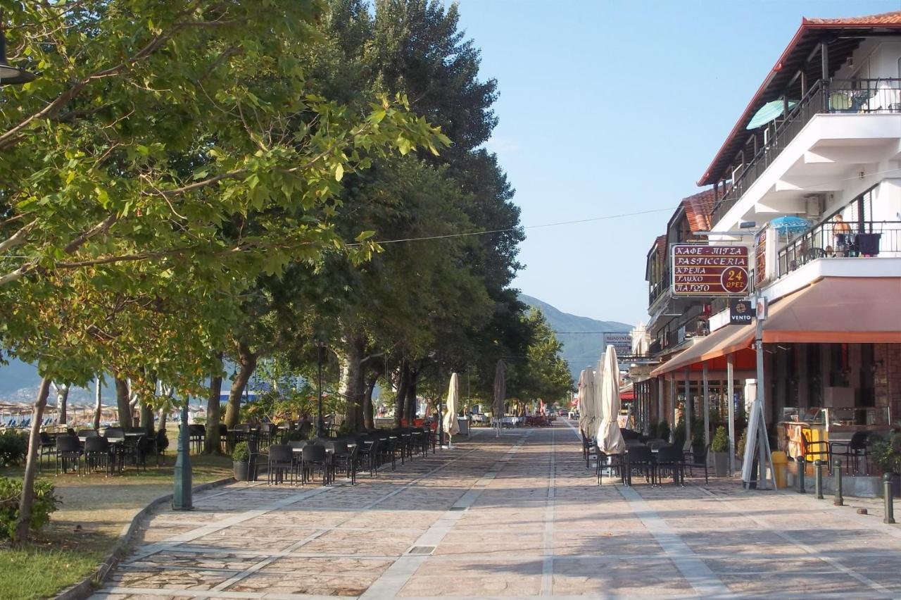 Kleanthis Blue Apartment Nea Vrasna Exterior photo