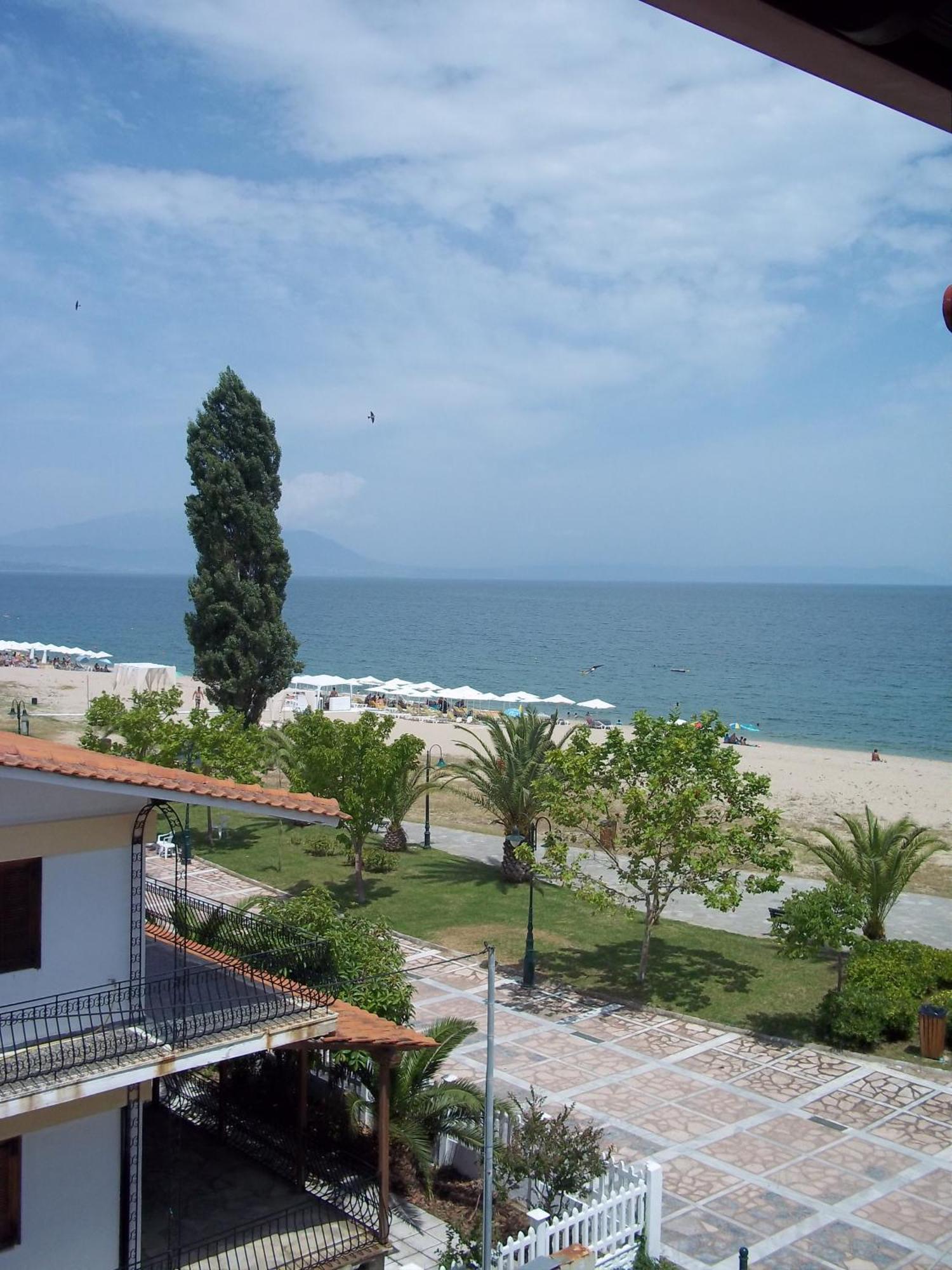 Kleanthis Blue Apartment Nea Vrasna Room photo