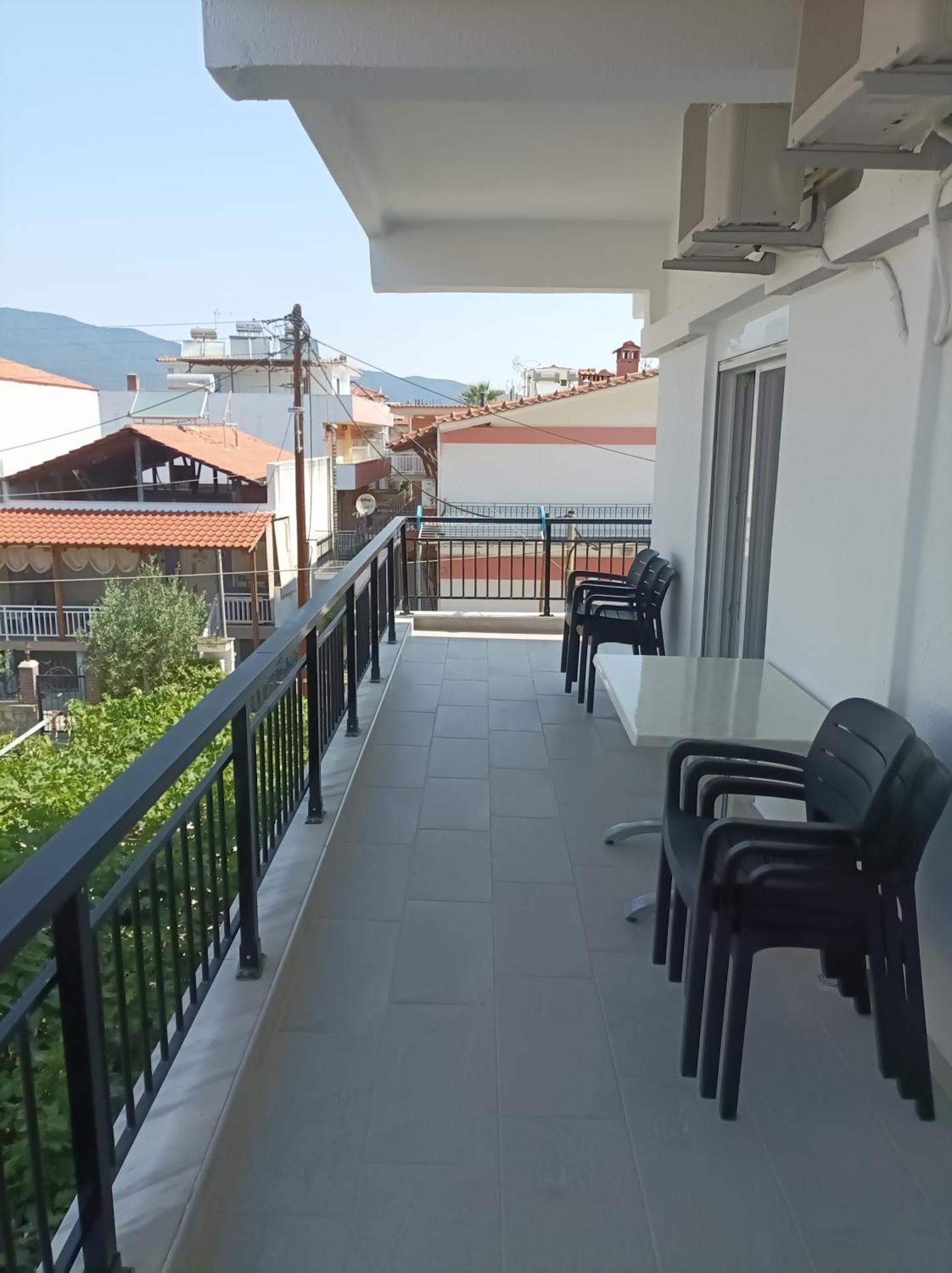 Kleanthis Blue Apartment Nea Vrasna Exterior photo